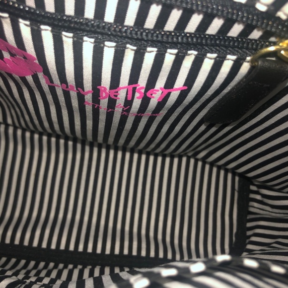 New with tag RARE  Betsy Johnson luv Betsy Pink Bow Amor small tote - Picture 7 of 8